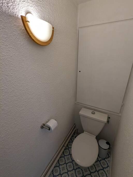 Central Spacious Flat With Private Parking شامونكس المظهر الخارجي الصورة